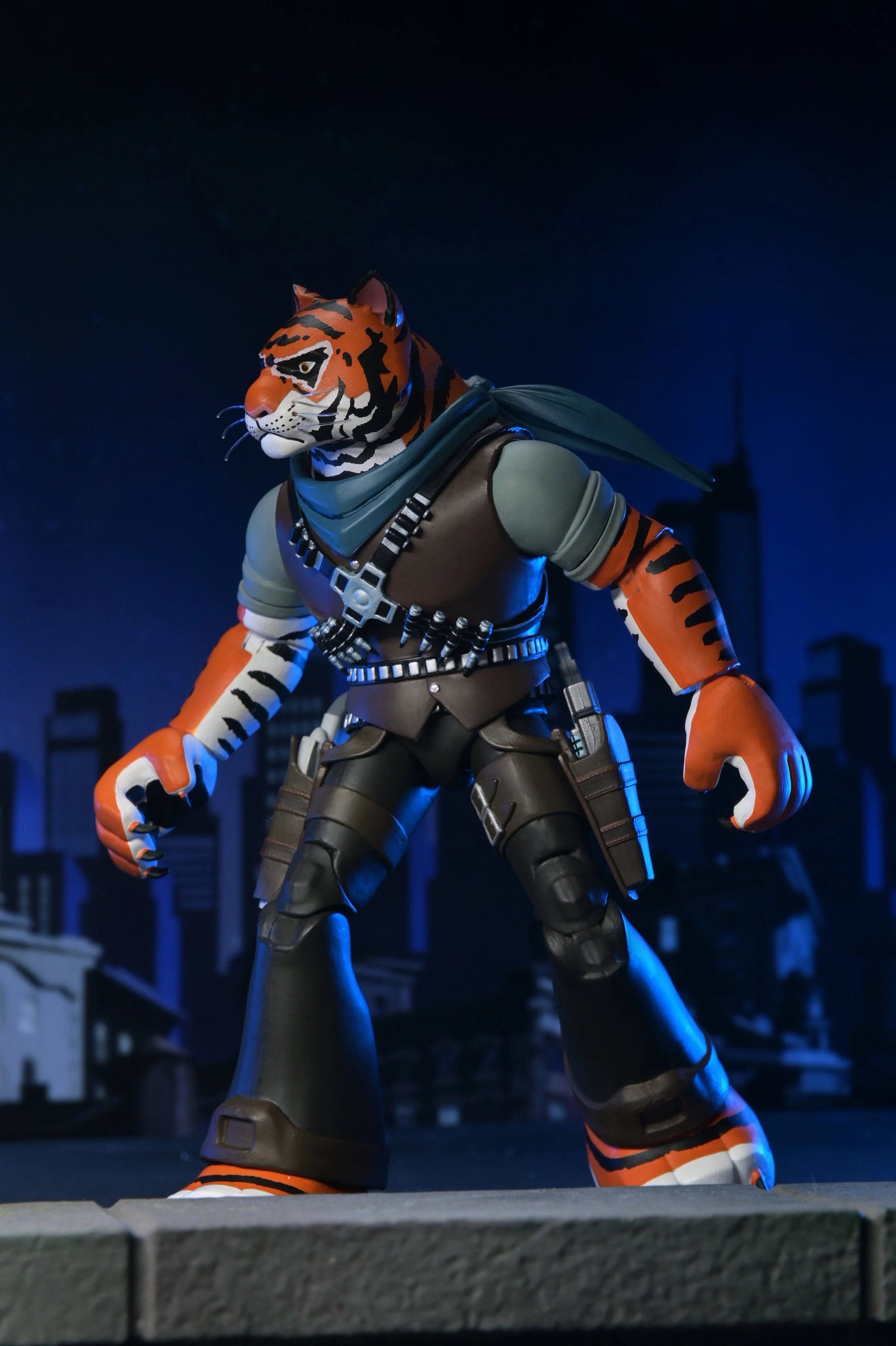Teenage Mutant Ninja Turtles (2012 Cartoon) - Ultimate Tiger Claw 7" Scale Action Figure - Image 3