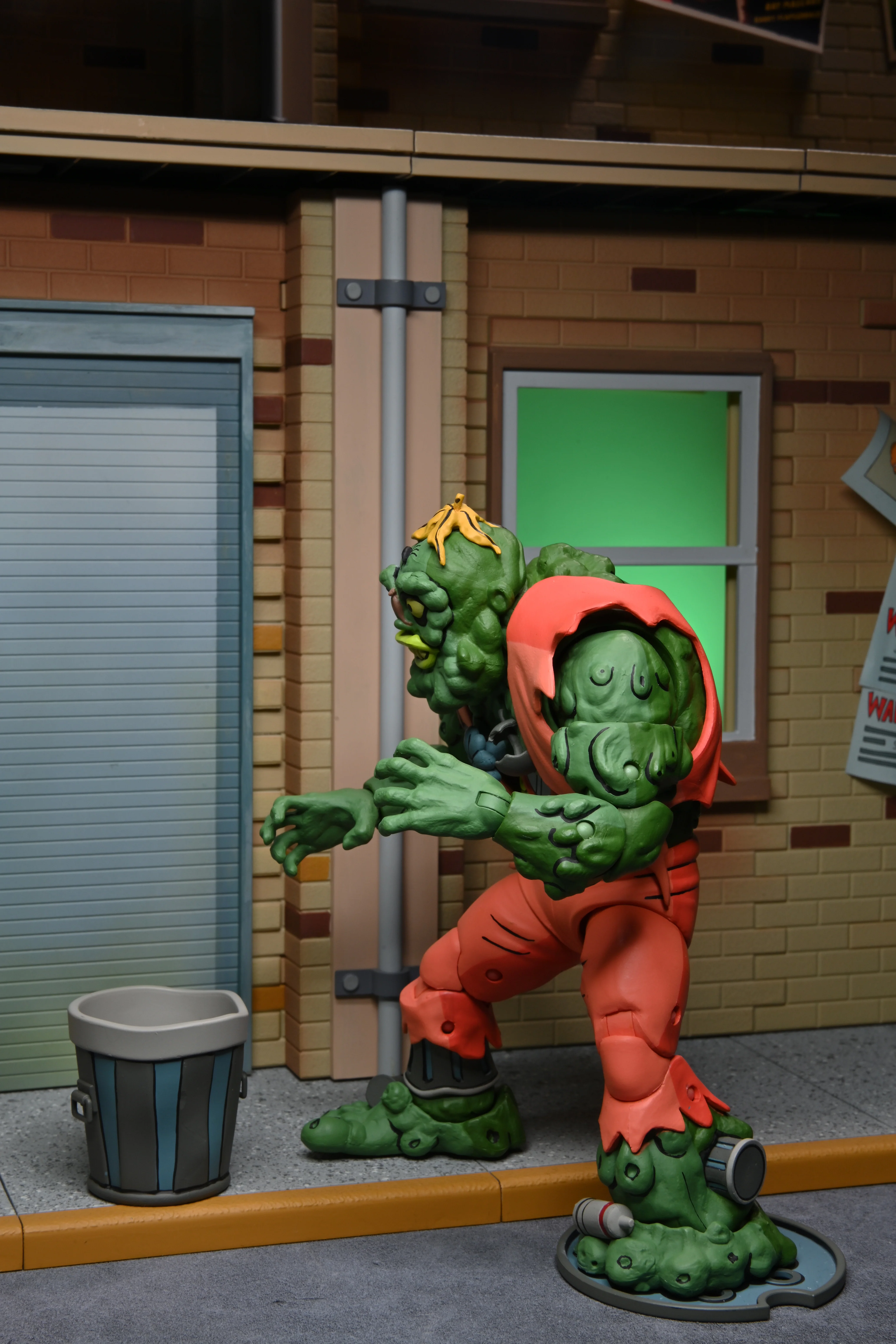 Teenage Mutant Ninja Turtles (Cartoon) - Ultimate Muckman 7” Scale Action Figure - Image 10