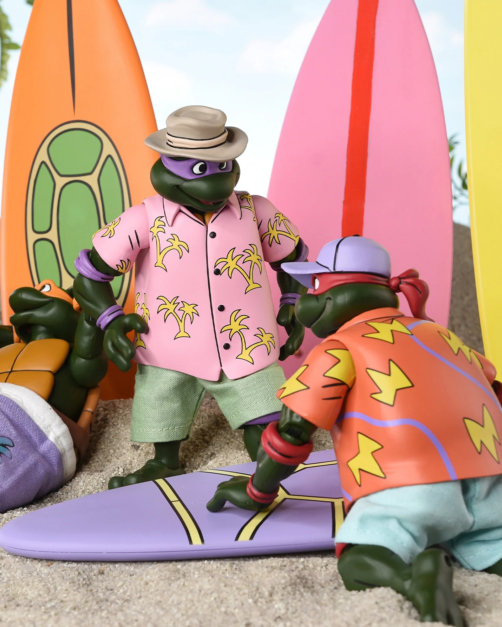 Teenage Mutant Ninja Turtles (Cartoon) - Bodacious Beach Bros. Turtles 7” Scale Action Figure 4-Pack (2025 Con Exclusive) (PRE-ORDER) - Image 8