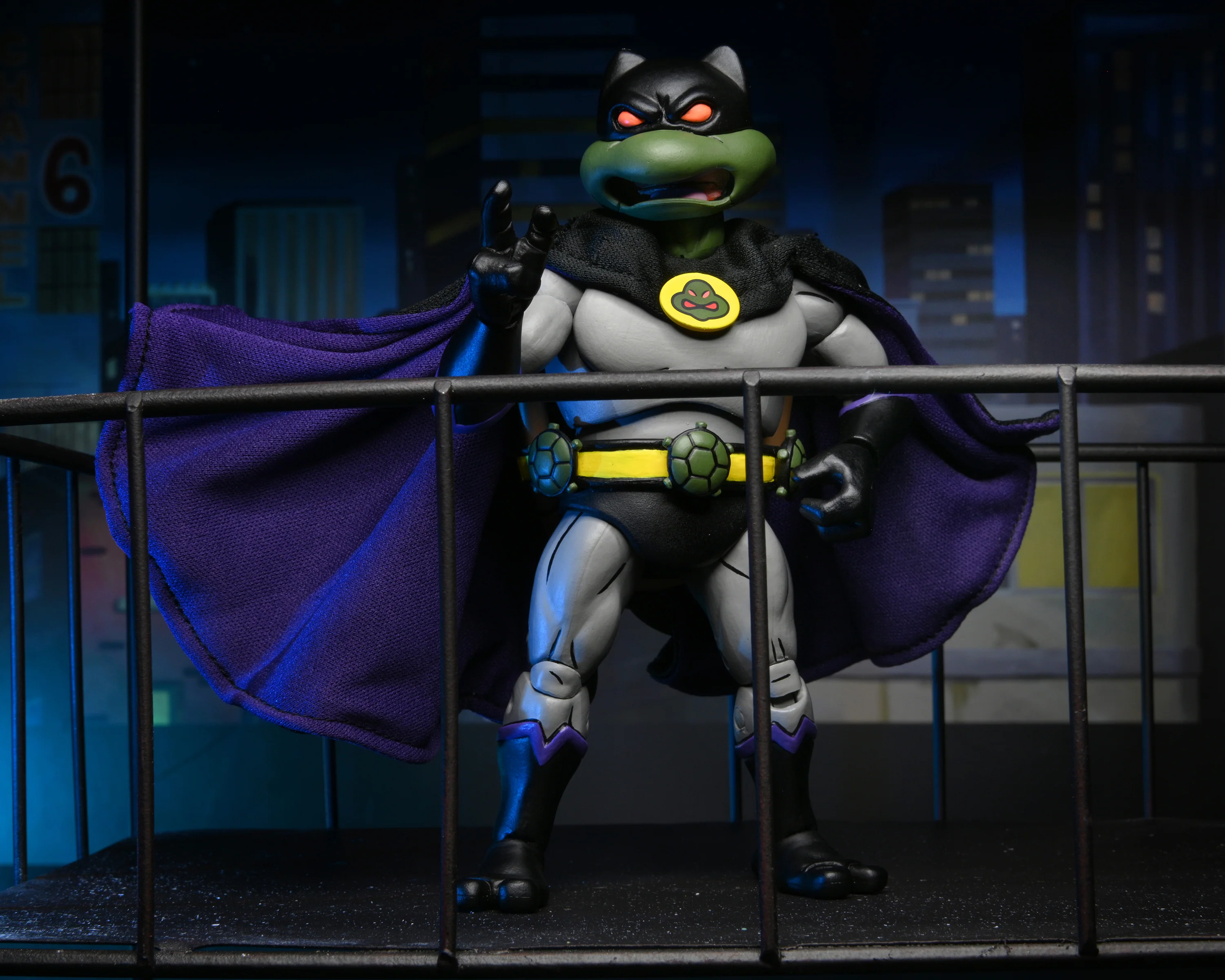 Teenage Mutant Ninja Turtles (Cartoon) - Donatello the Dark 7" Scale Action Figure - Image 13