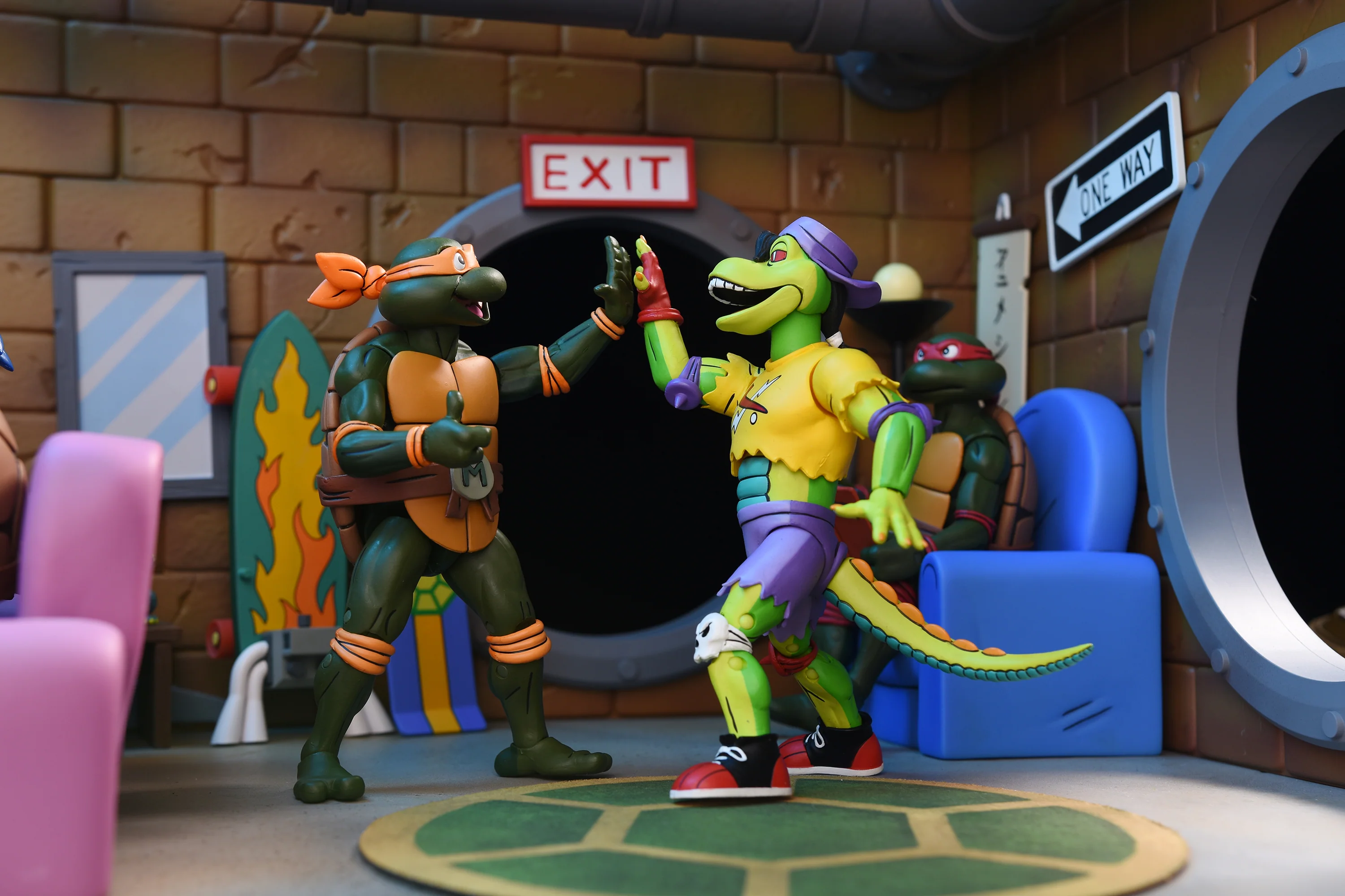 Teenage Mutant Ninja Turtles (Cartoon) - Sewer Lair - Living Room Diorama - Image 9