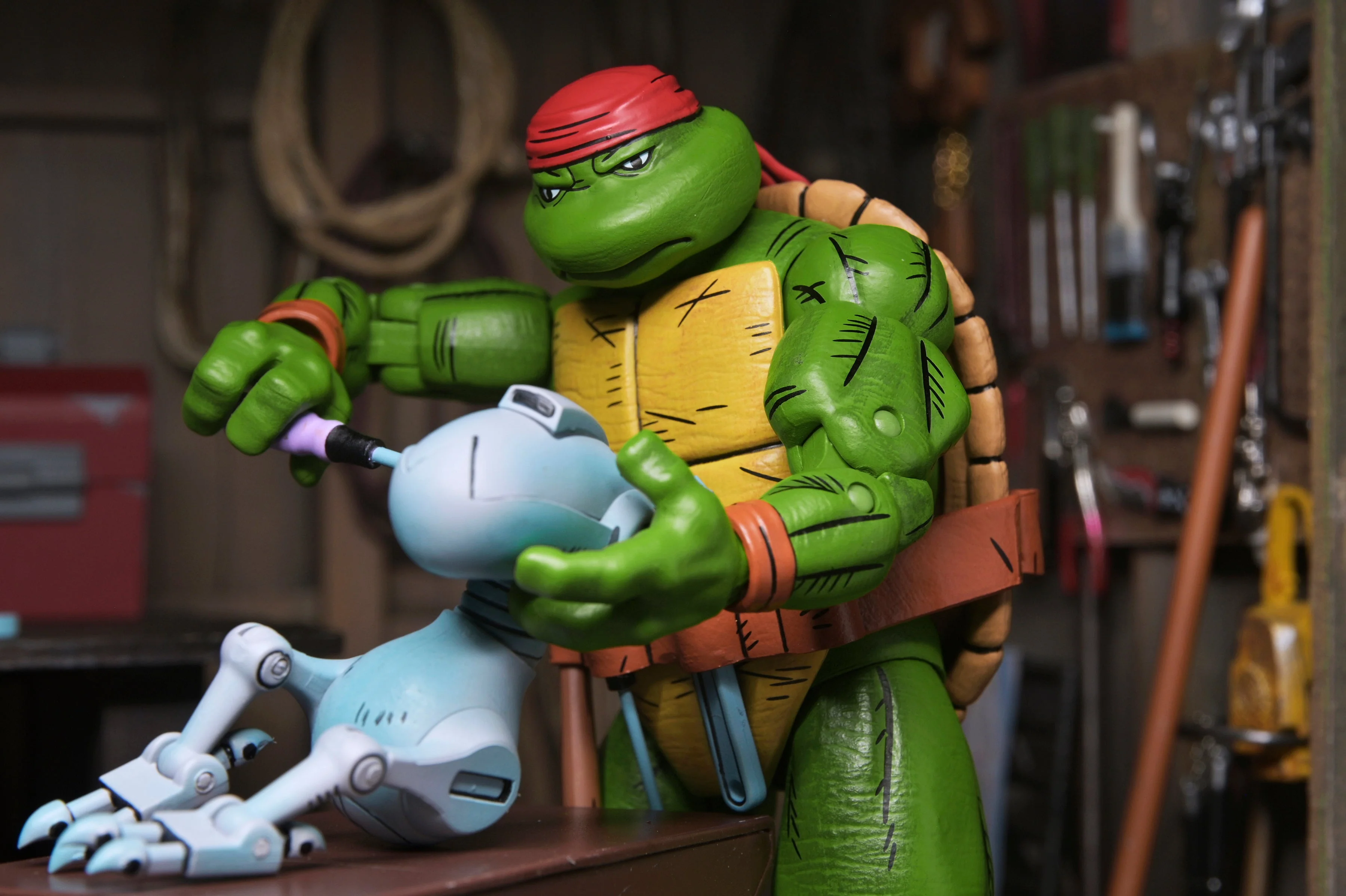Teenage Mutant Ninja Turtles (Mirage Comics) - Handyman Donatello 7" Scale Action Figure - Image 4