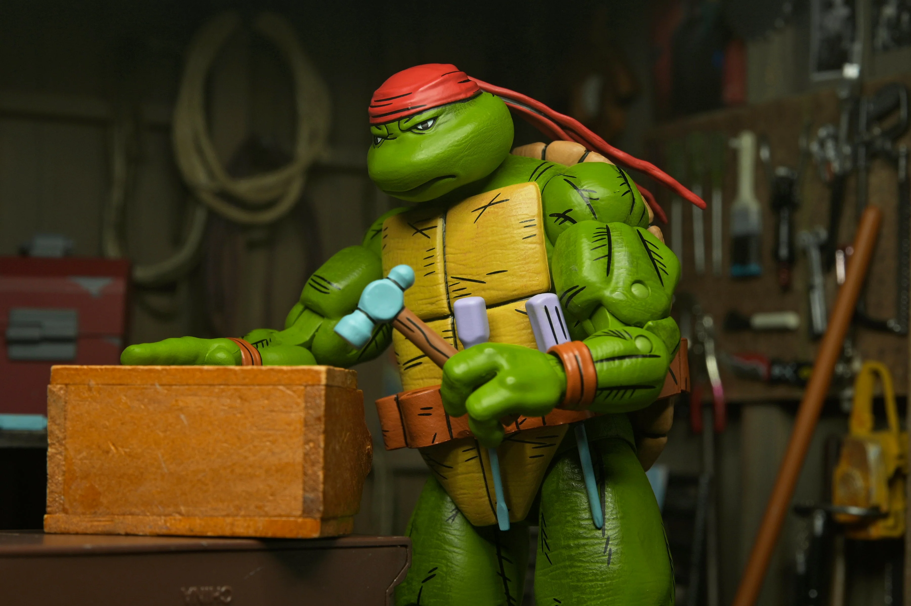 Teenage Mutant Ninja Turtles (Mirage Comics) - Handyman Donatello 7" Scale Action Figure - Image 5