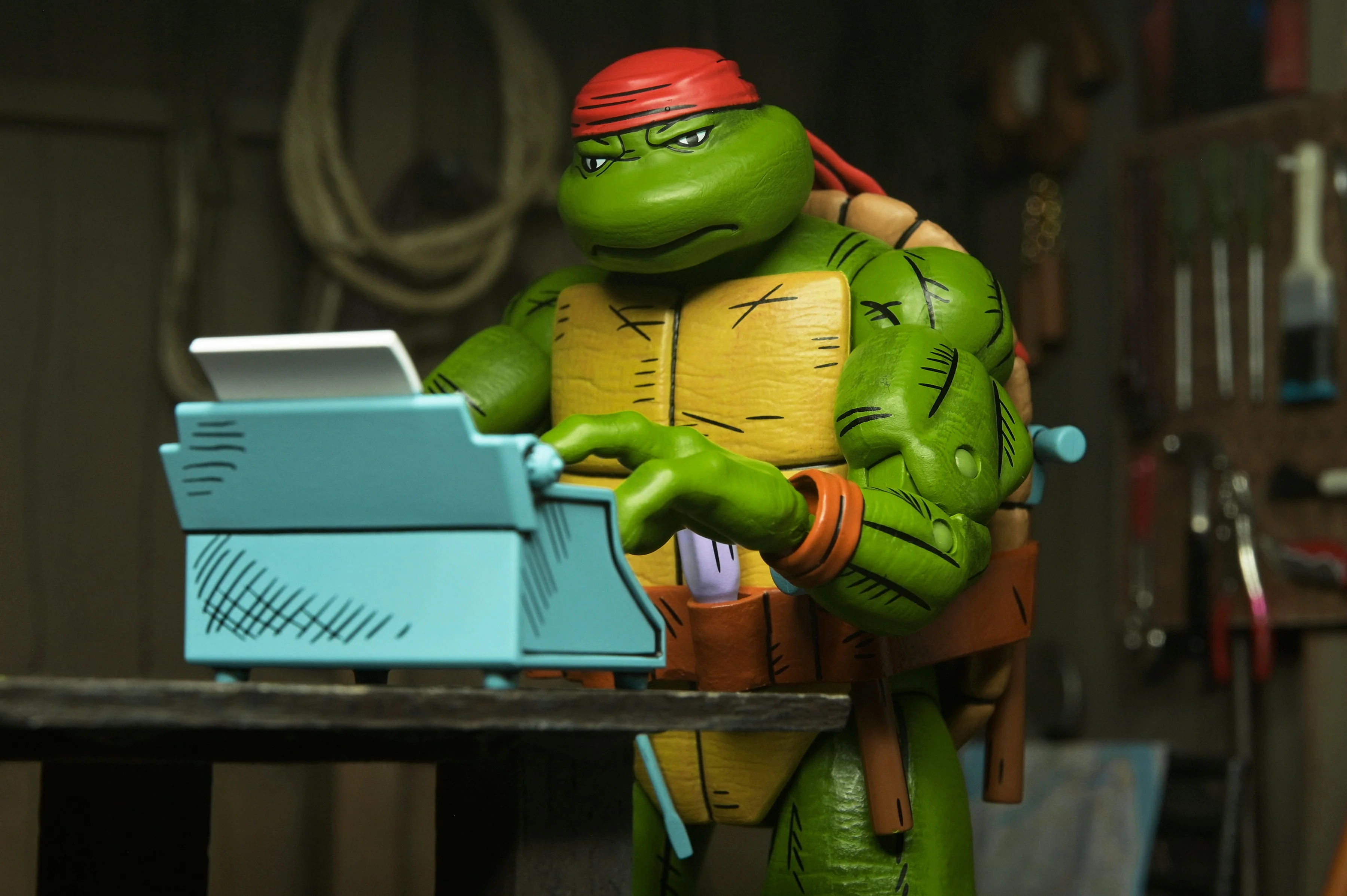 Teenage Mutant Ninja Turtles (Mirage Comics) - Handyman Donatello 7" Scale Action Figure - Image 7