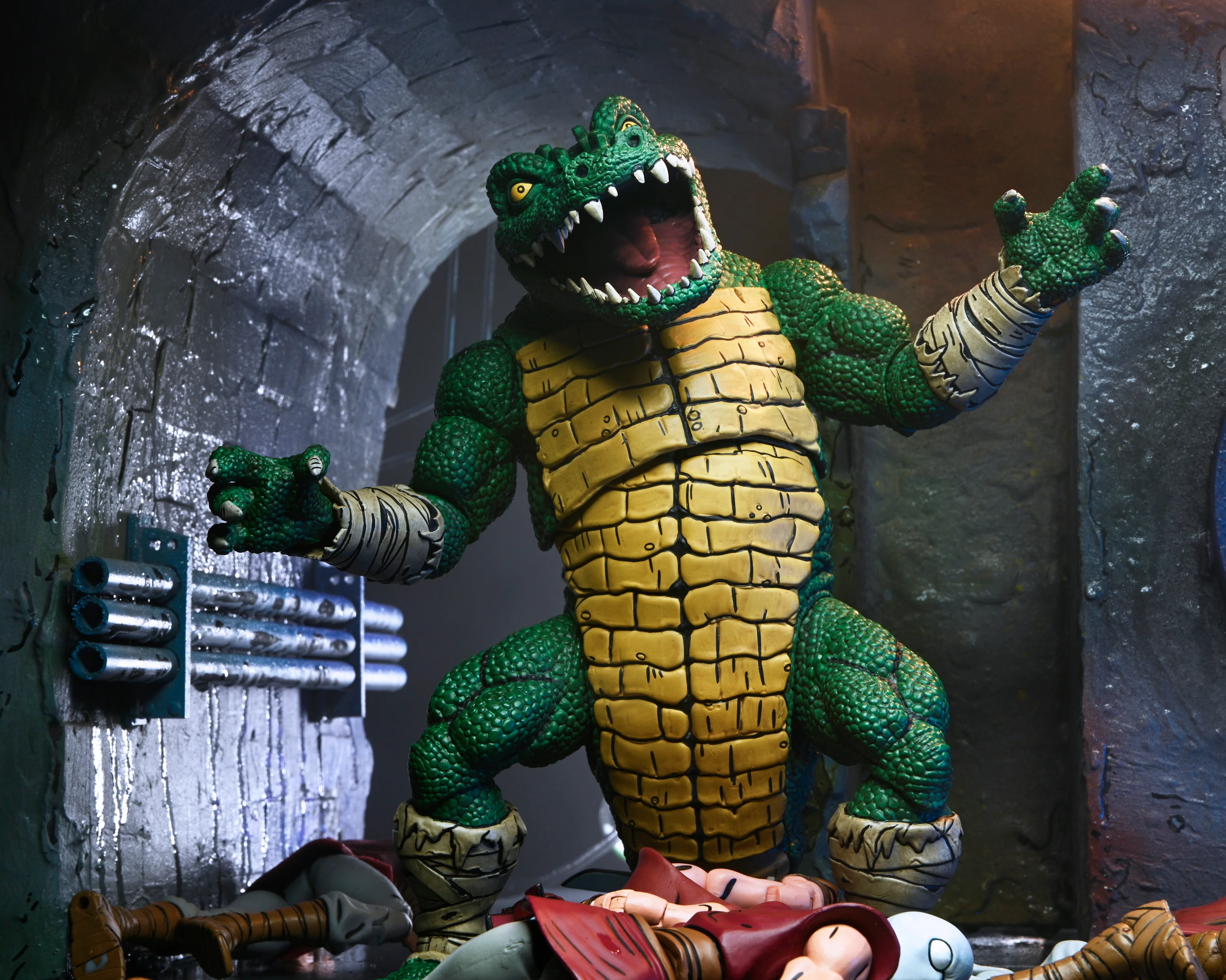Teenage Mutant Ninja Turtles (Mirage Comics) - Leatherhead Deluxe 7" Scale Action Figure - Image 2
