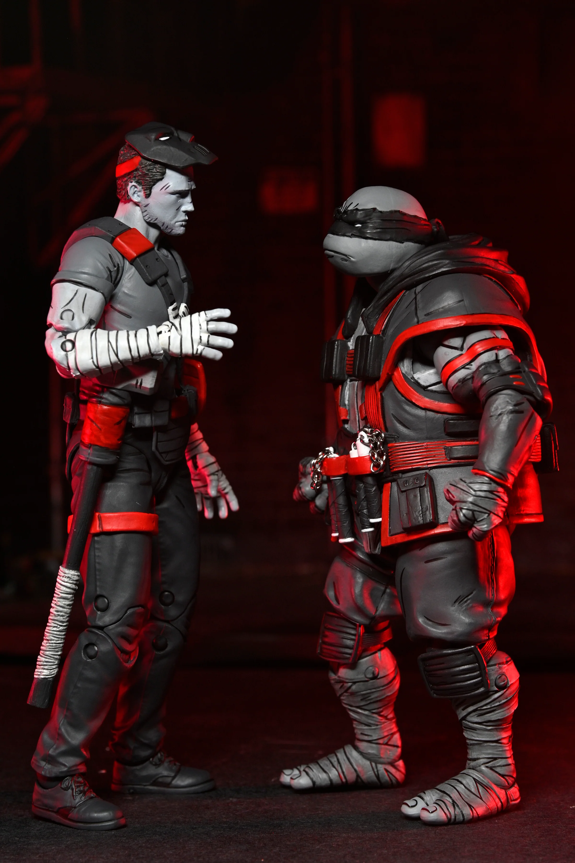 Teenage Mutant Ninja Turtles (The Last Ronin - The Lost Years) - Nightwatcher 7” Scale Action Figure Bundle (April O'Neil, Casey Jones, Donatello, Leonardo & Michelangelo) - Image 25