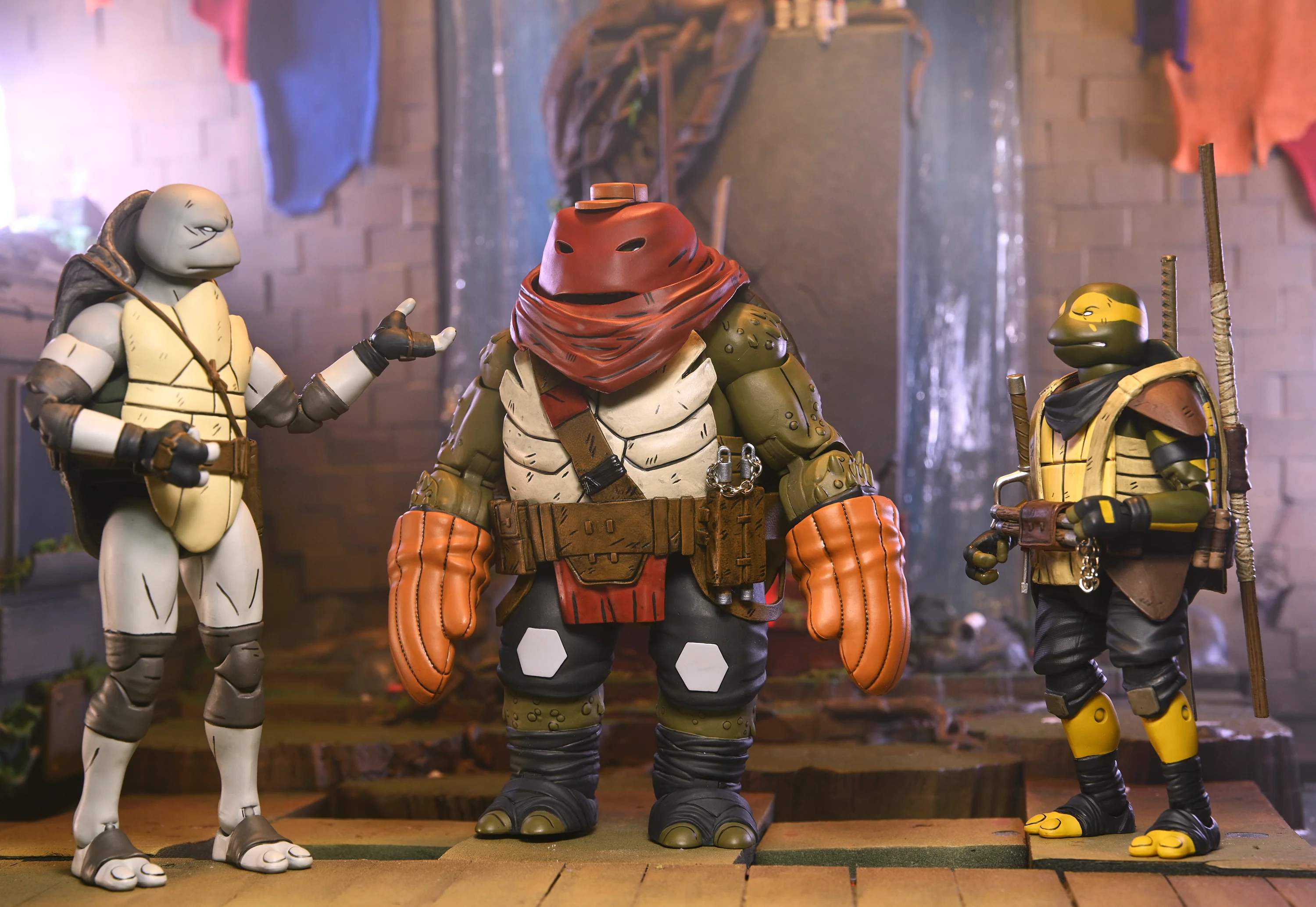 Teenage Mutant Ninja Turtles (The Last Ronin) - Ultimate Moja, Odyn, Uno & Yi 7” Scale Action Figure Bundle - Image 3