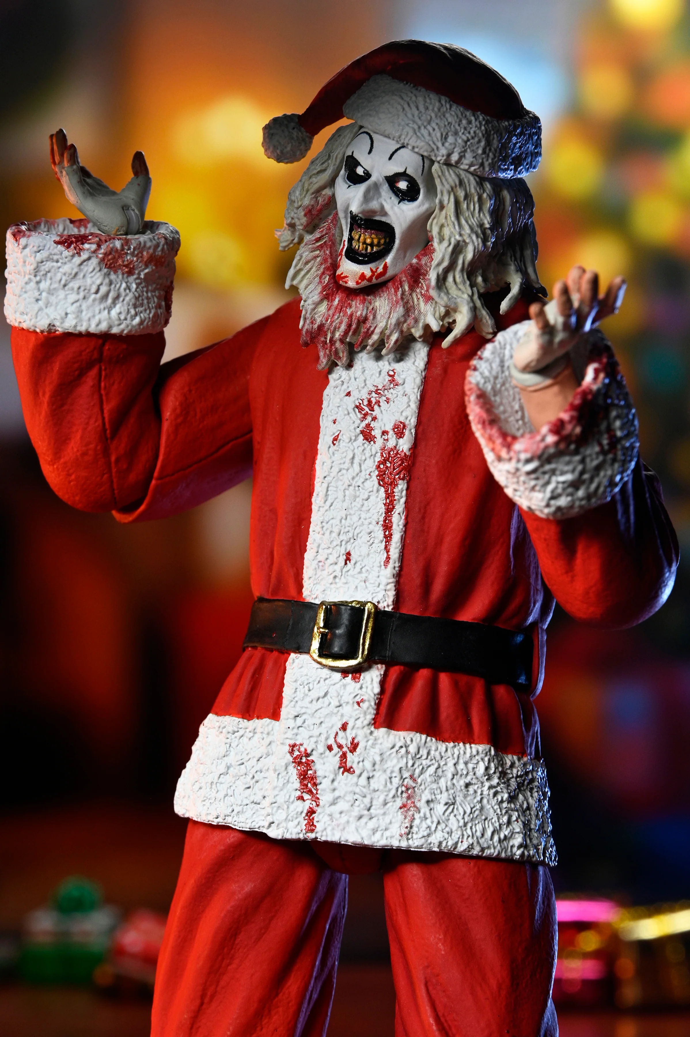 Terrifier 3 - Ultimate Bloody Santa Suit Art the Clown 7" Scale Action Figure (PRE-ORDER) - Image 10