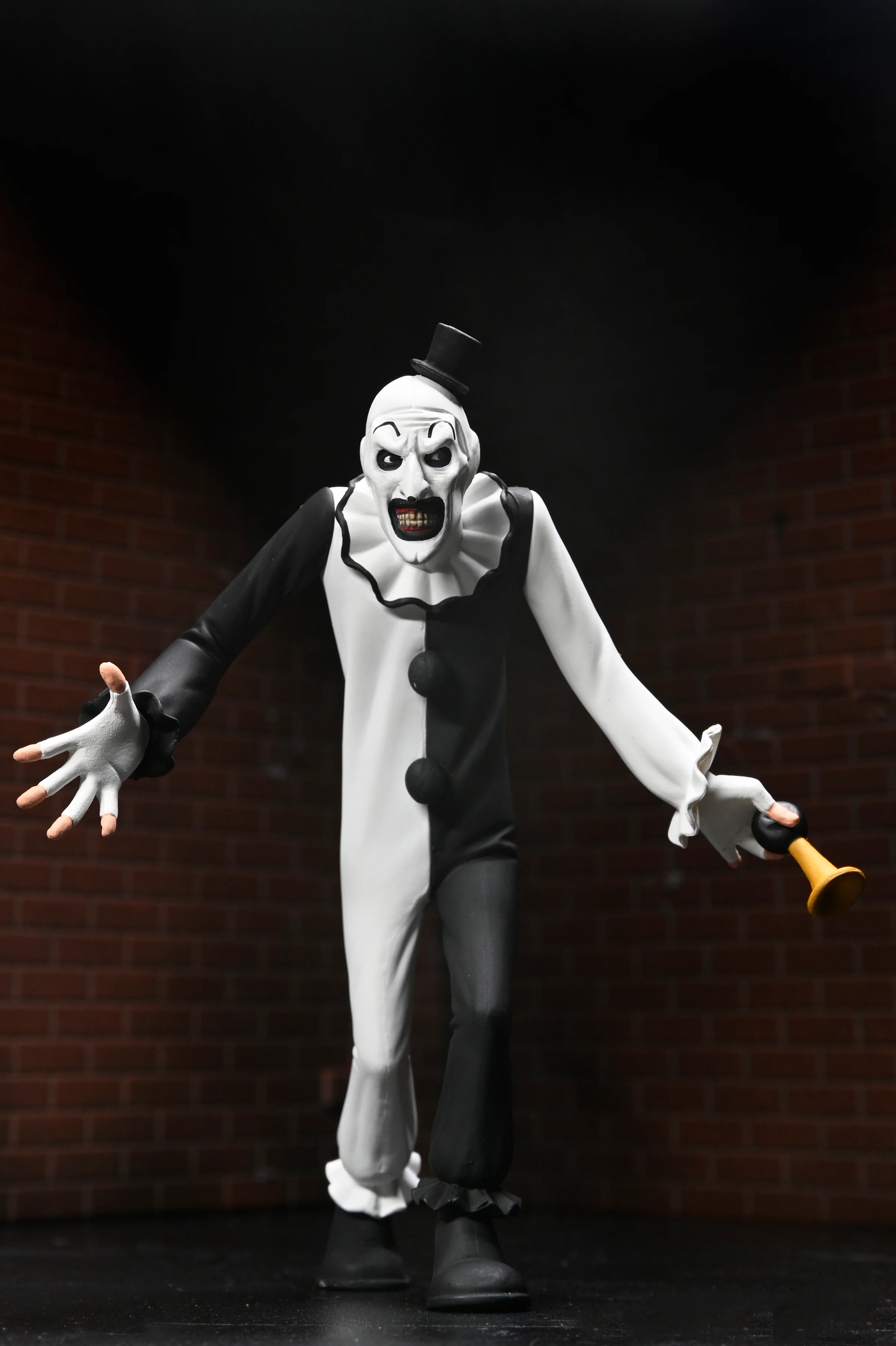Terrifier - Toony Terrors Art the Clown 6" Scale Action Figure