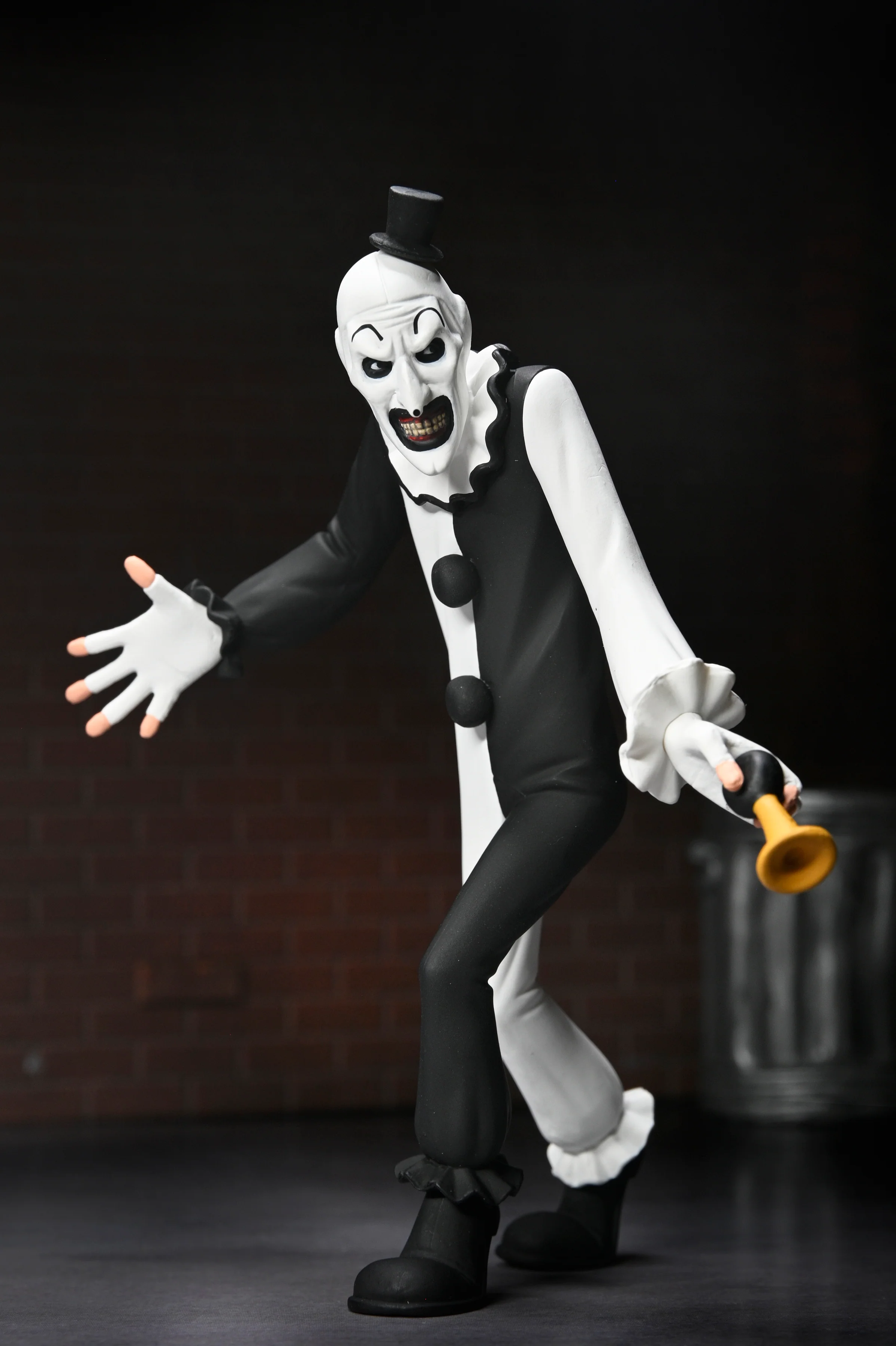 Terrifier - Toony Terrors Art the Clown 6" Scale Action Figure - Image 3