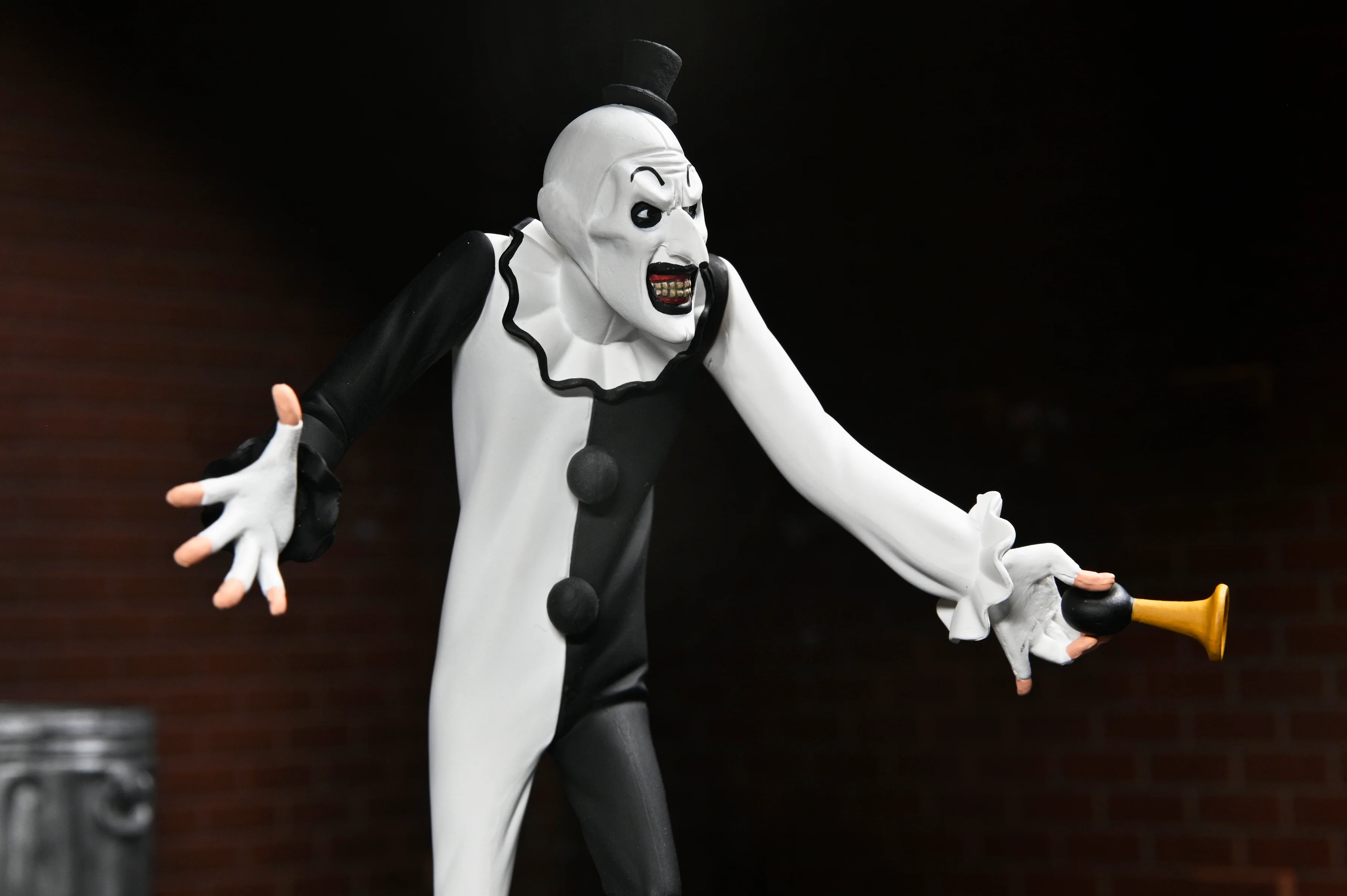 Terrifier - Toony Terrors Art the Clown 6" Scale Action Figure - Image 7