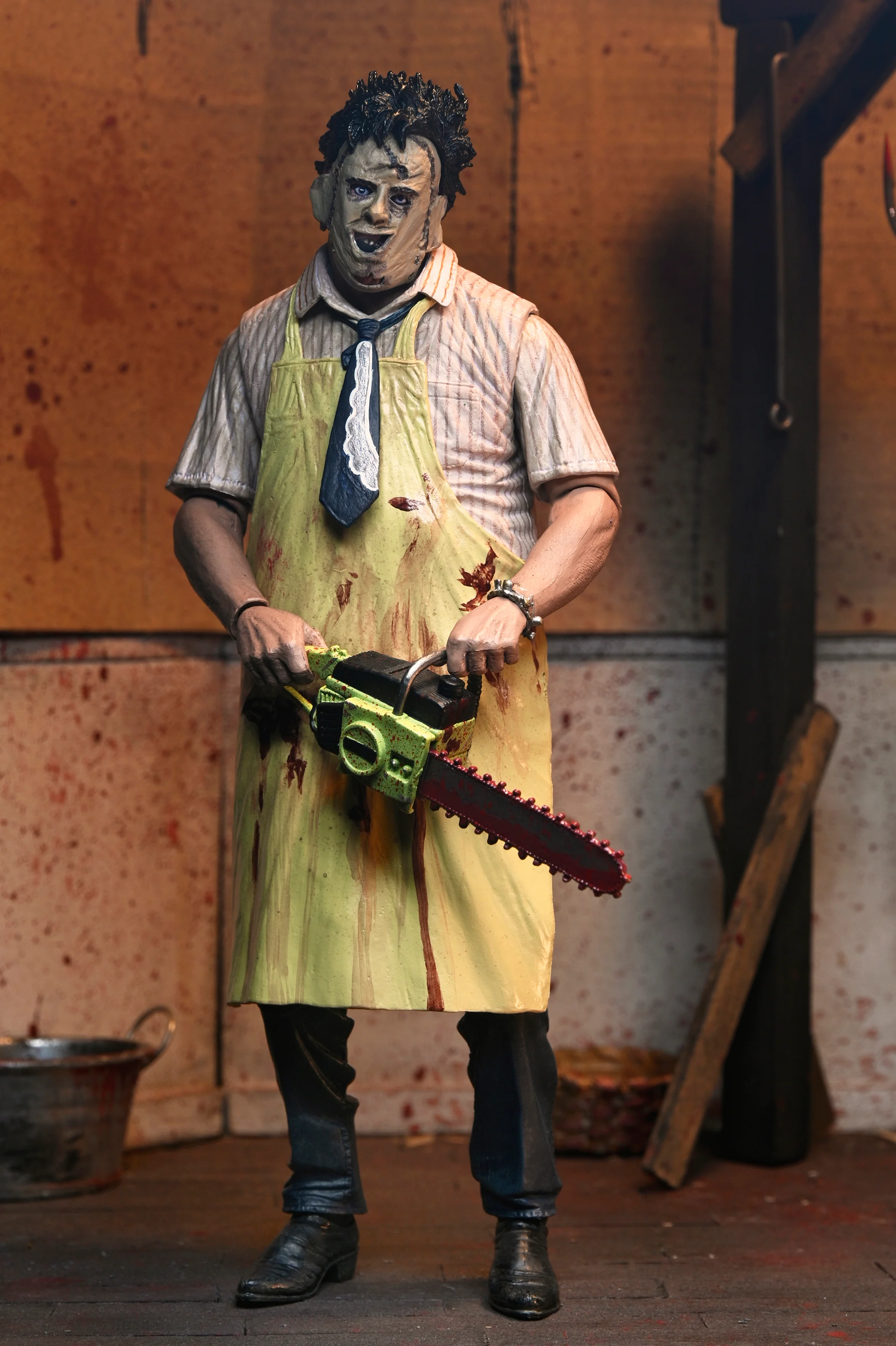Texas Chainsaw Massacre - 50th Anniversary Ultimate Leatherface 7" Scale Action Figure - Image 10