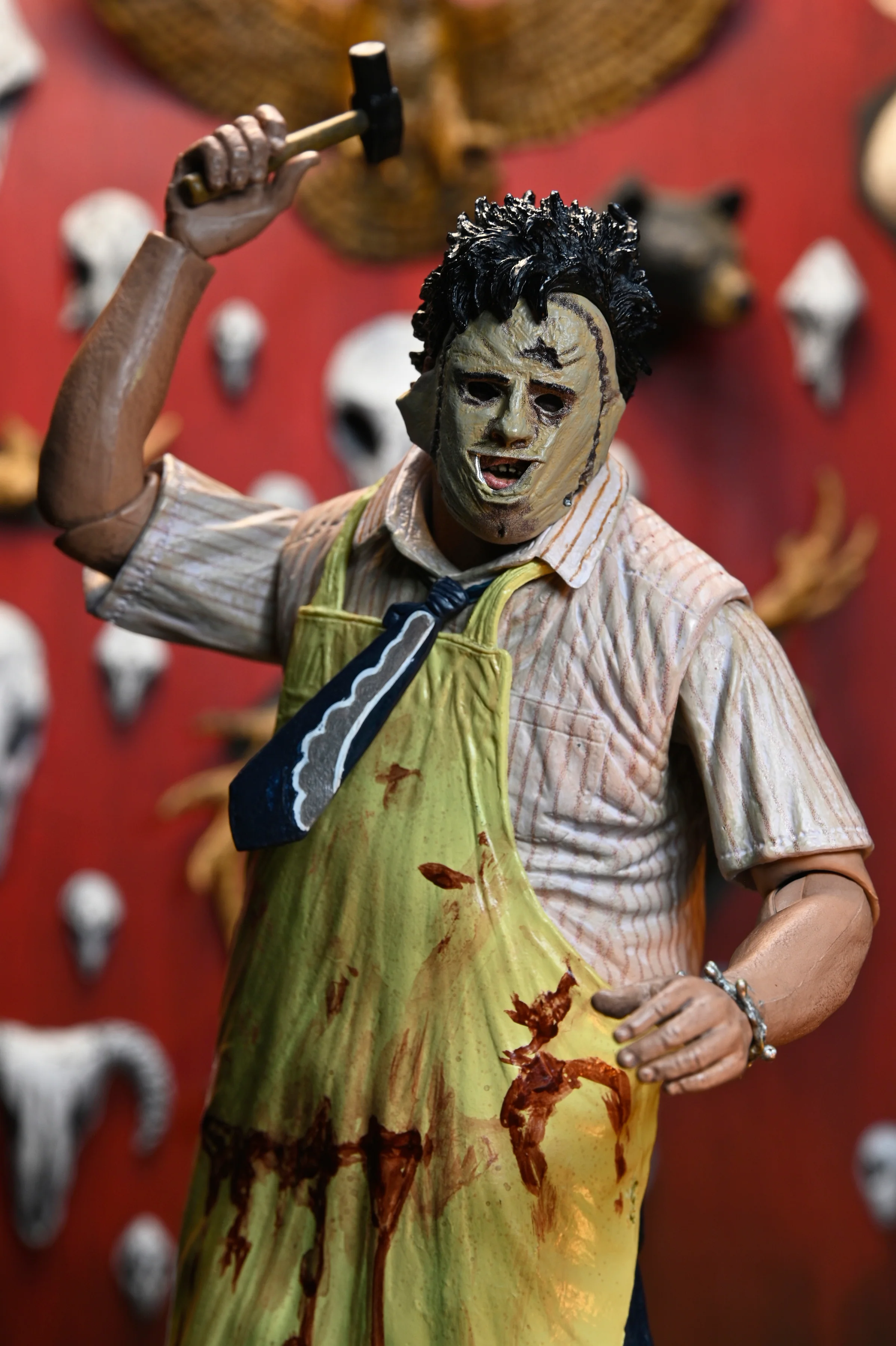 Texas Chainsaw Massacre - 50th Anniversary Ultimate Leatherface 7" Scale Action Figure - Image 2