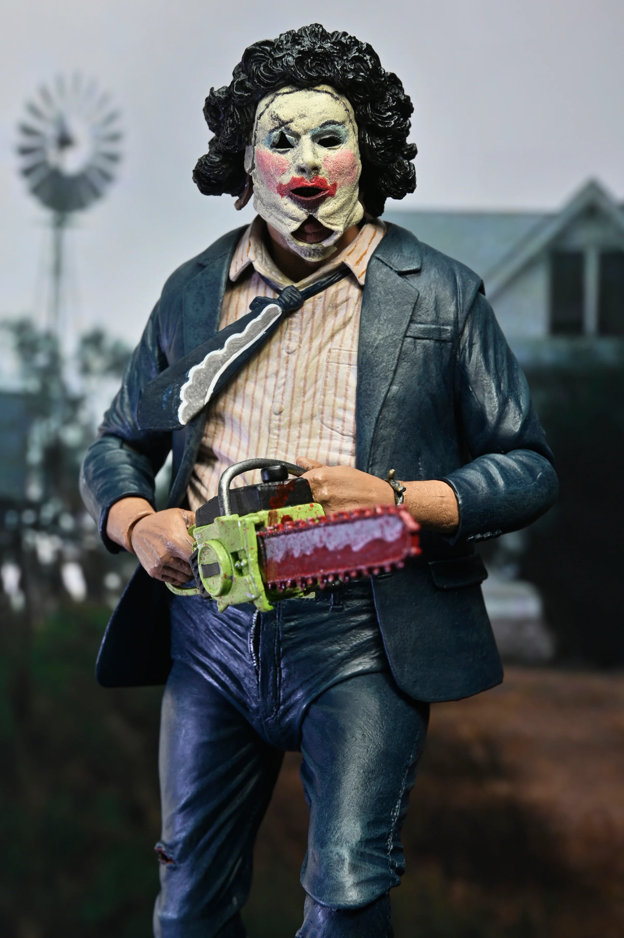Texas Chainsaw Massacre - 50th Anniversary Ultimate Leatherface with Pretty Woman Mask 7" Scale Action Figure - Image 8