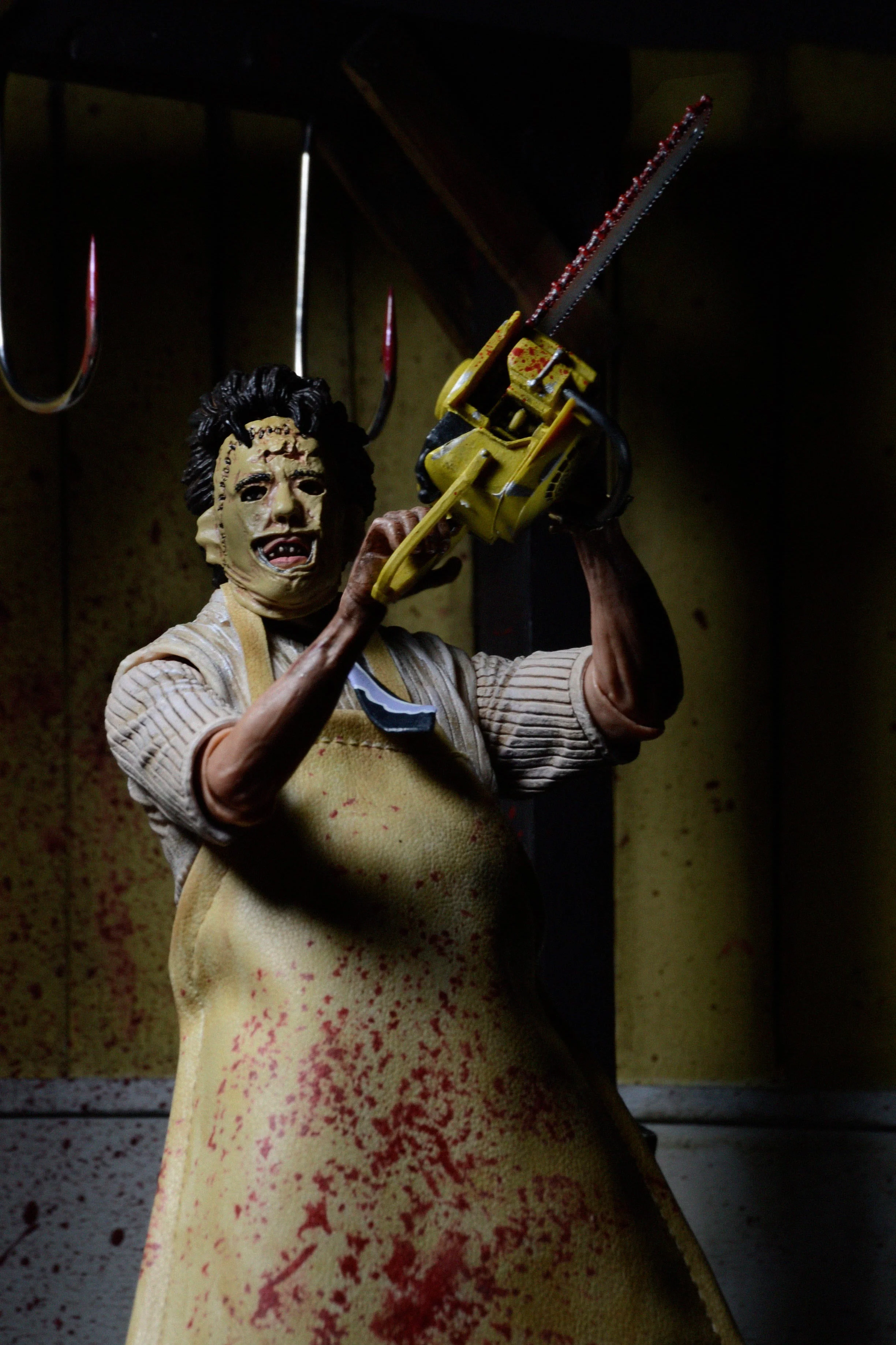 Texas Chainsaw Massacre - Ultimate Leatherface 7" Scale Action Figure