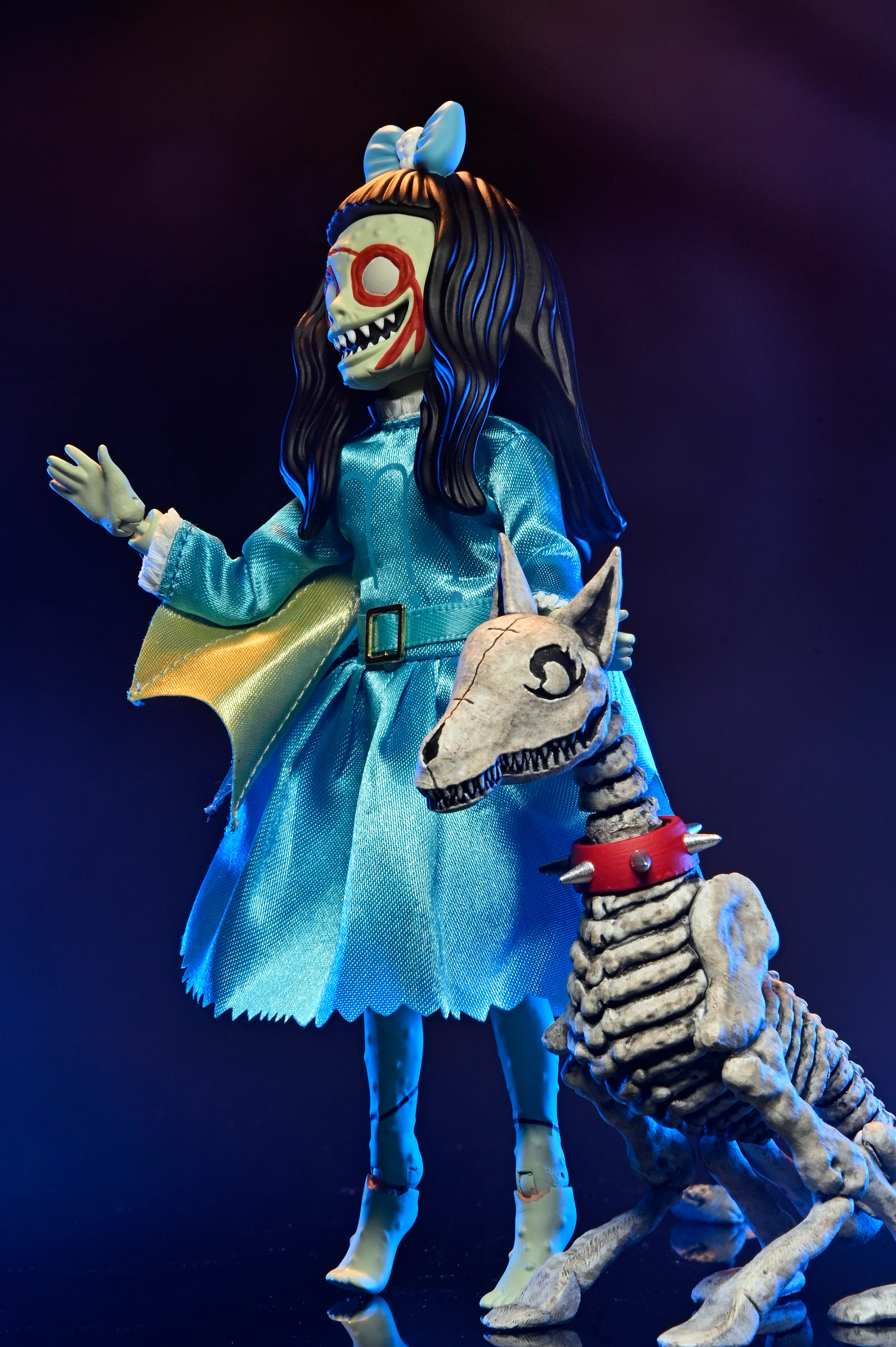 The Beauty of Horror - Ghouliana & Poppet 8" Scale Clothed Action Figure Deluxe Afterlife Set with Limited-Edition Coloring Book Signed by Alan Robert - Image 5