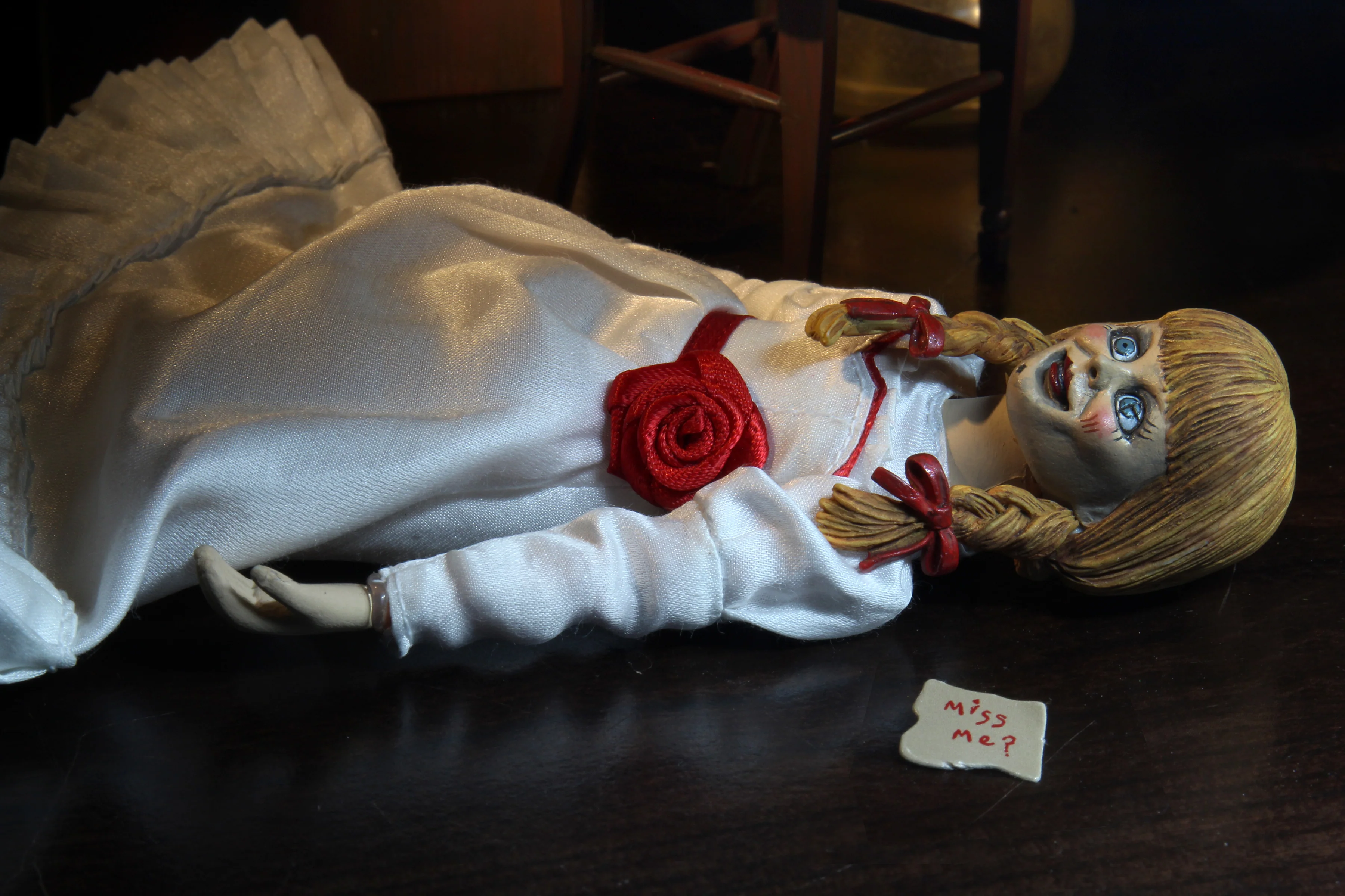 The Conjuring Universe - Annabelle 8" Clothed Action Figure - Image 10