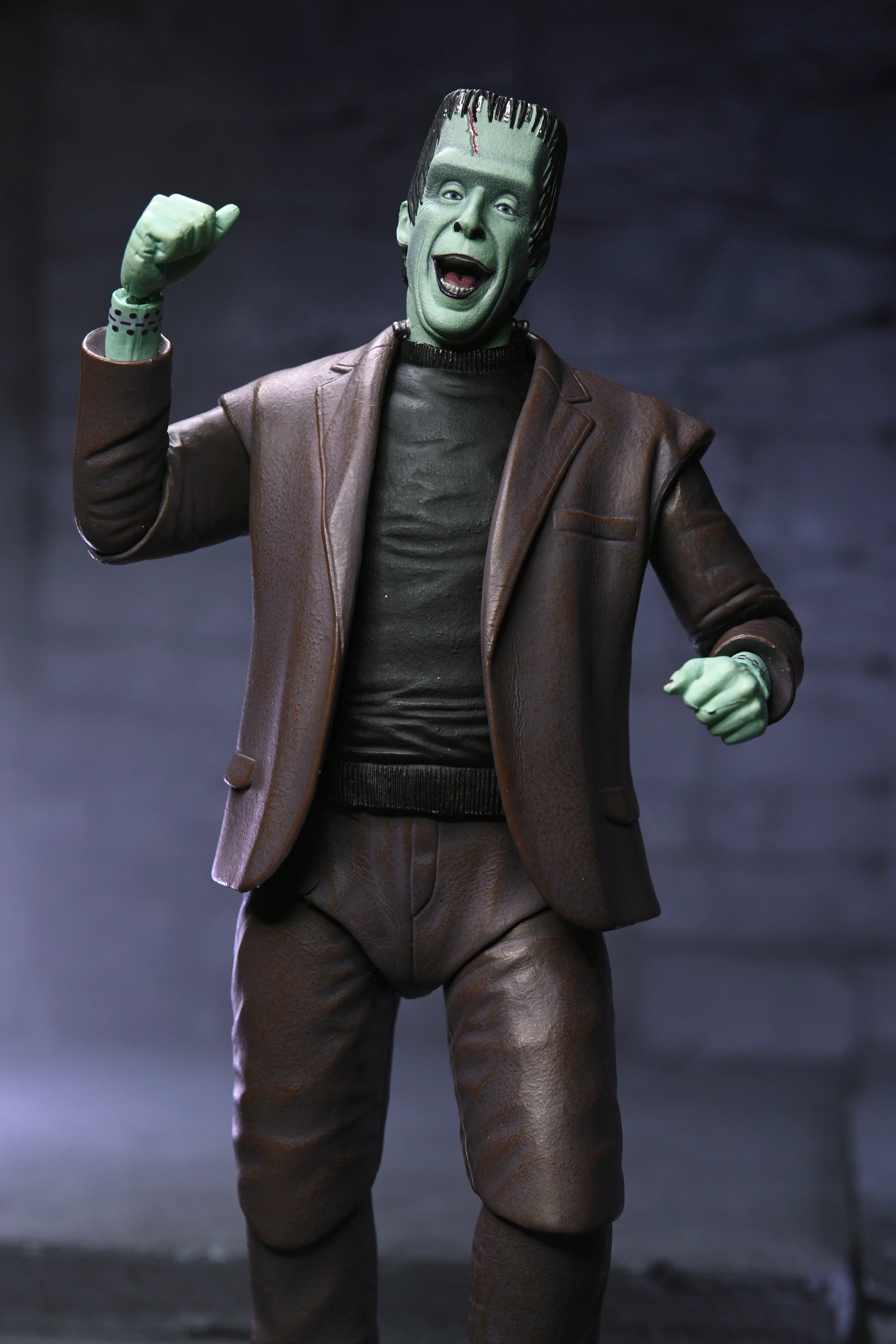 The Munsters (TV Series) - Ultimate Herman Munster 7” Scale Action Figure - Image 8