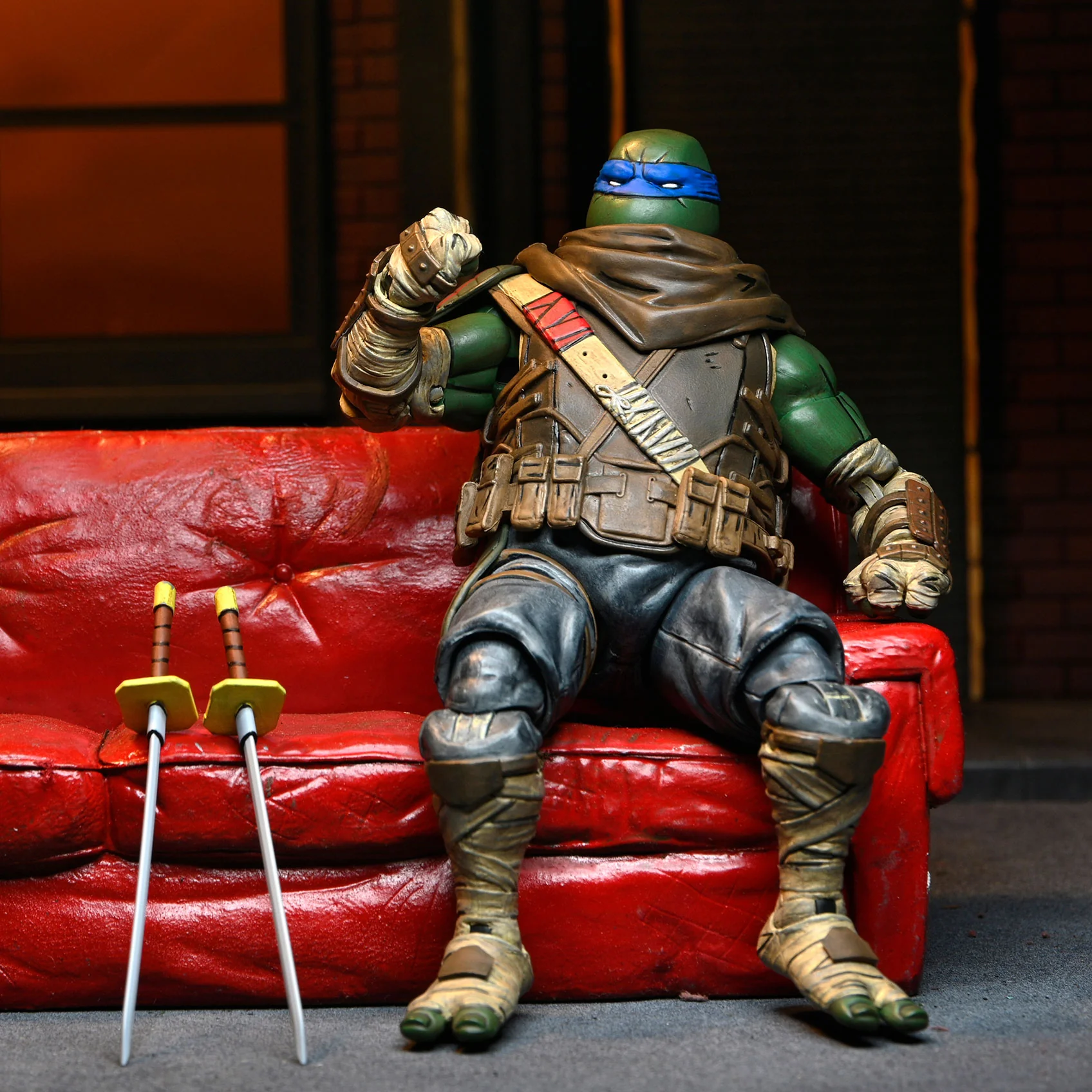Teenage Mutant Ninja Turtles (The Last Ronin) - 7" Scale Action Figure - Ultimate Leonardo - Image 5