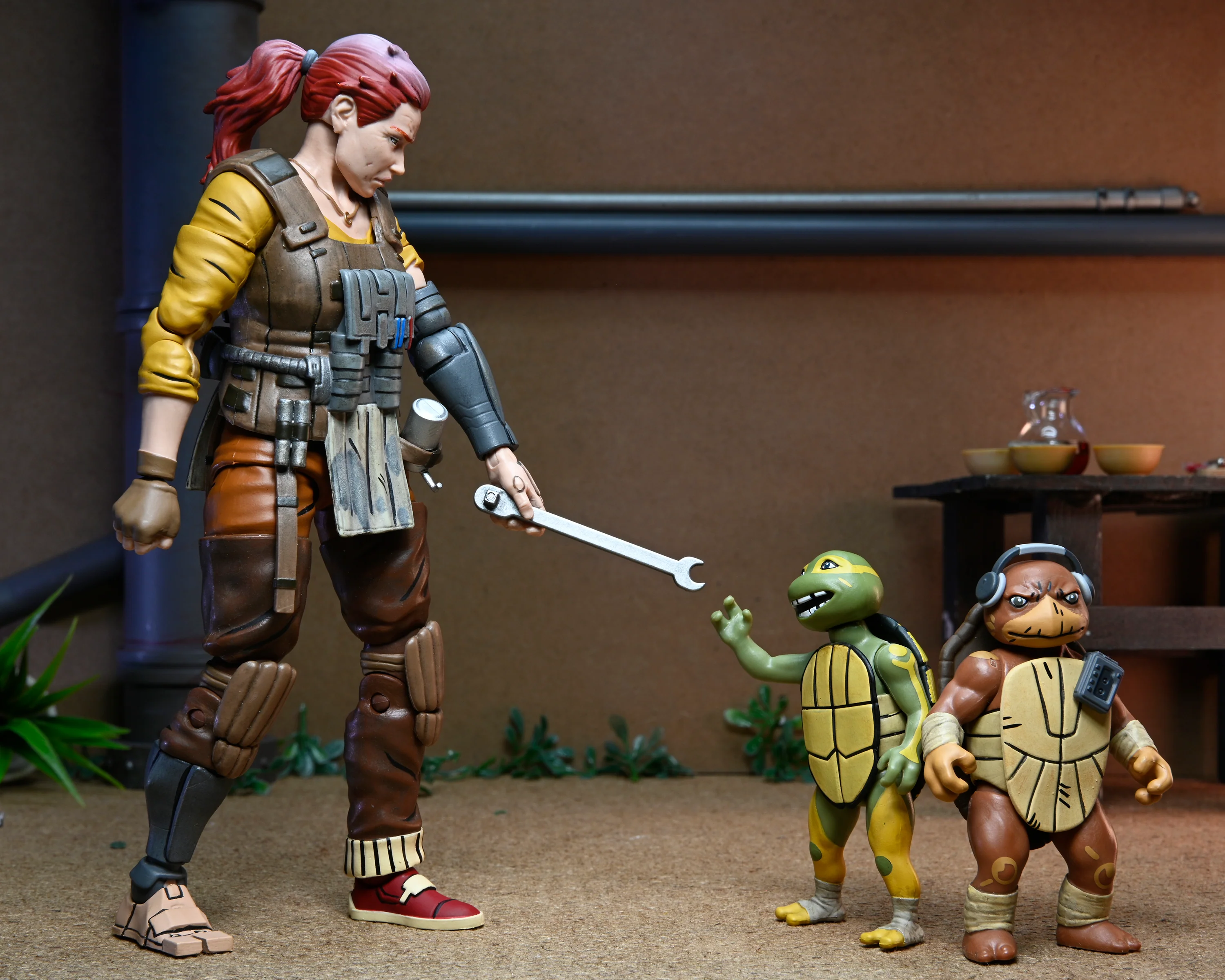 Teenage Mutant Ninja Turtles (The Last Ronin - The Lost Years) - Grammy April and Ultimate Casey Marie with Baby Turtles Yi, Moja, Odyn & Uno Action Figure Bundle - Image 14