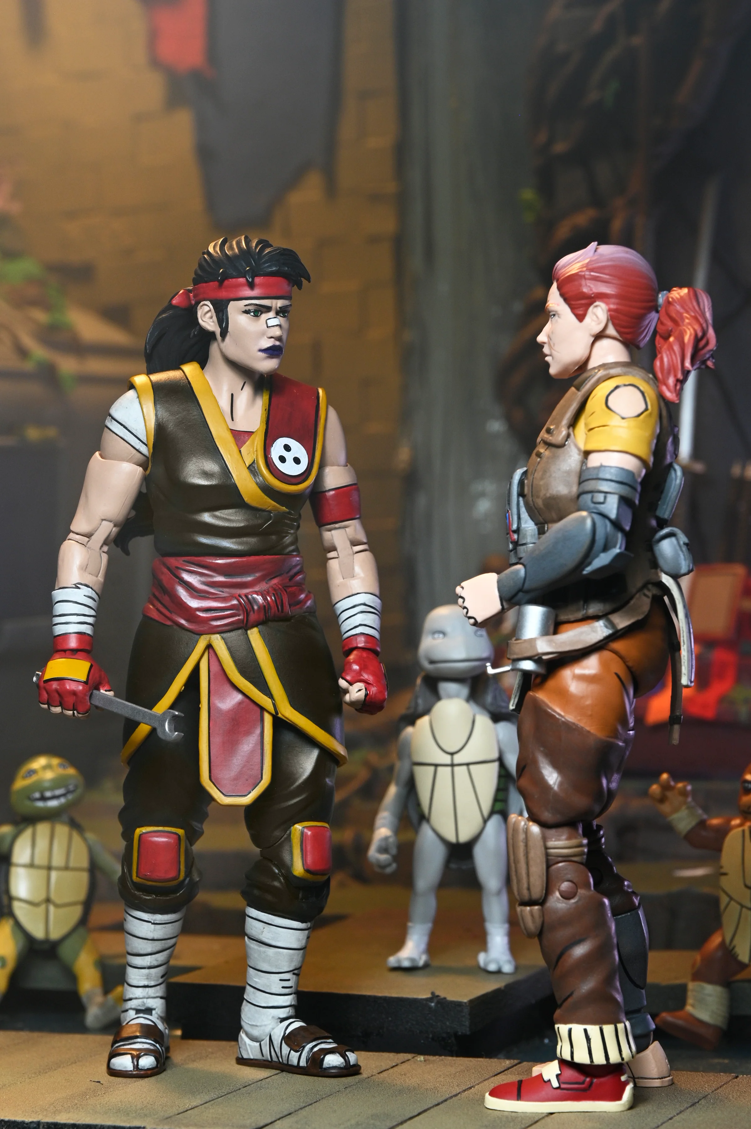 Teenage Mutant Ninja Turtles (The Last Ronin - The Lost Years) - Grammy April and Ultimate Casey Marie with Baby Turtles Yi, Moja, Odyn & Uno Action Figure Bundle - Image 3