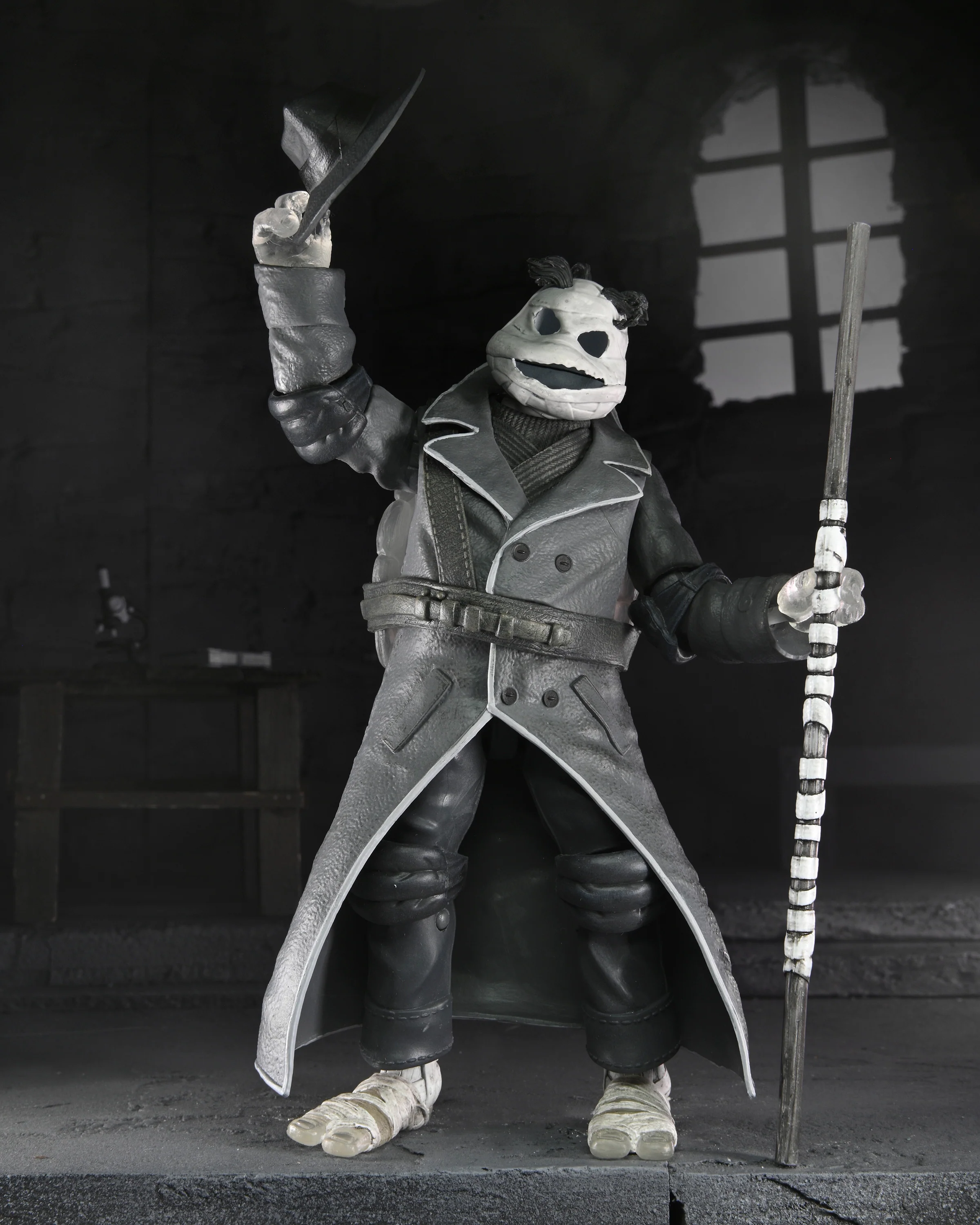 Universal Monsters x Teenage Mutant Ninja Turtles – Black & White Turtles 7” Scale Action Figure 4-Pack - Image 10