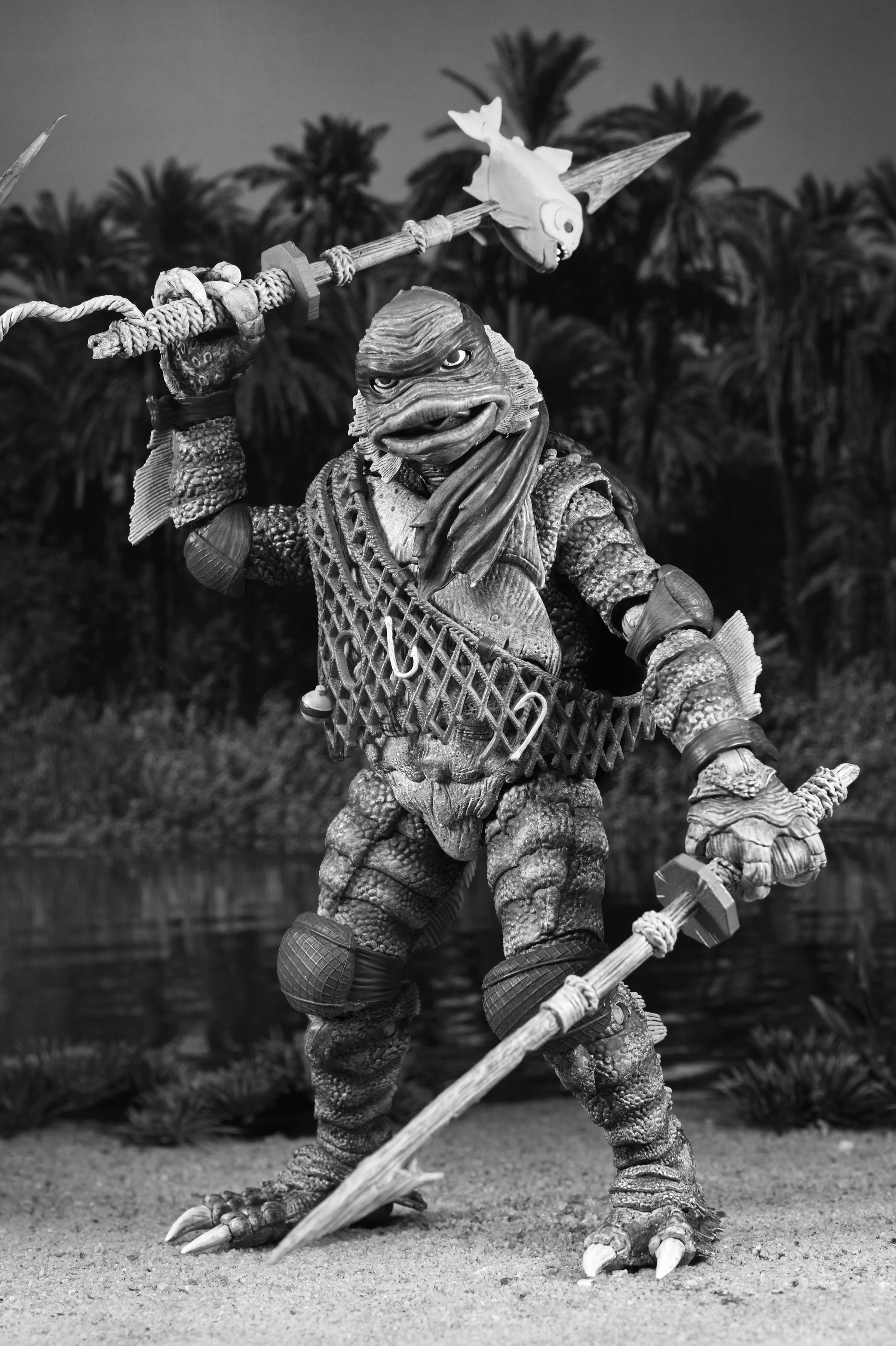Universal Monsters x Teenage Mutant Ninja Turtles – Black & White Turtles 7” Scale Action Figure 4-Pack - Image 4