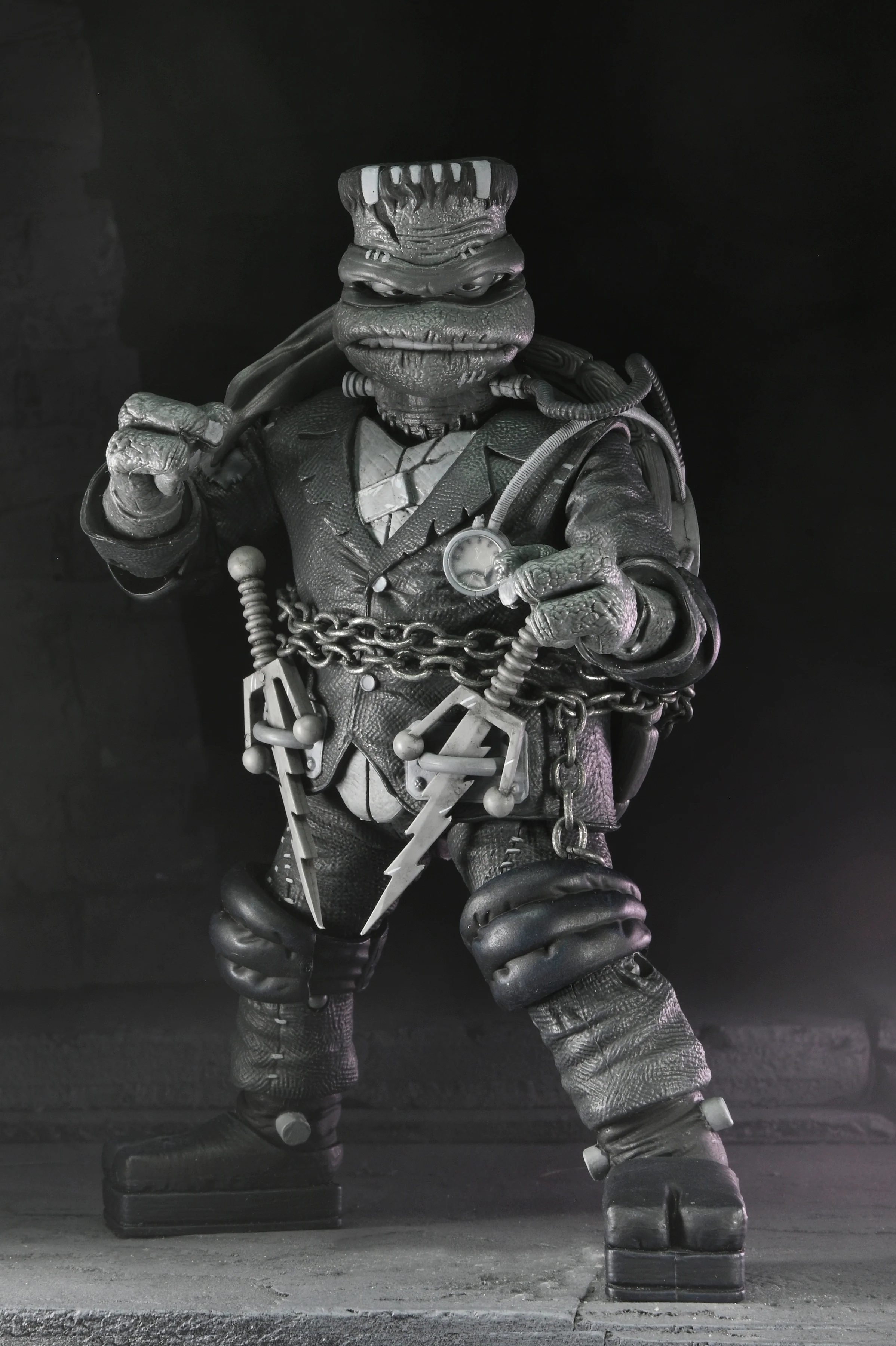 Universal Monsters x Teenage Mutant Ninja Turtles – Black & White Turtles 7” Scale Action Figure 4-Pack - Image 7