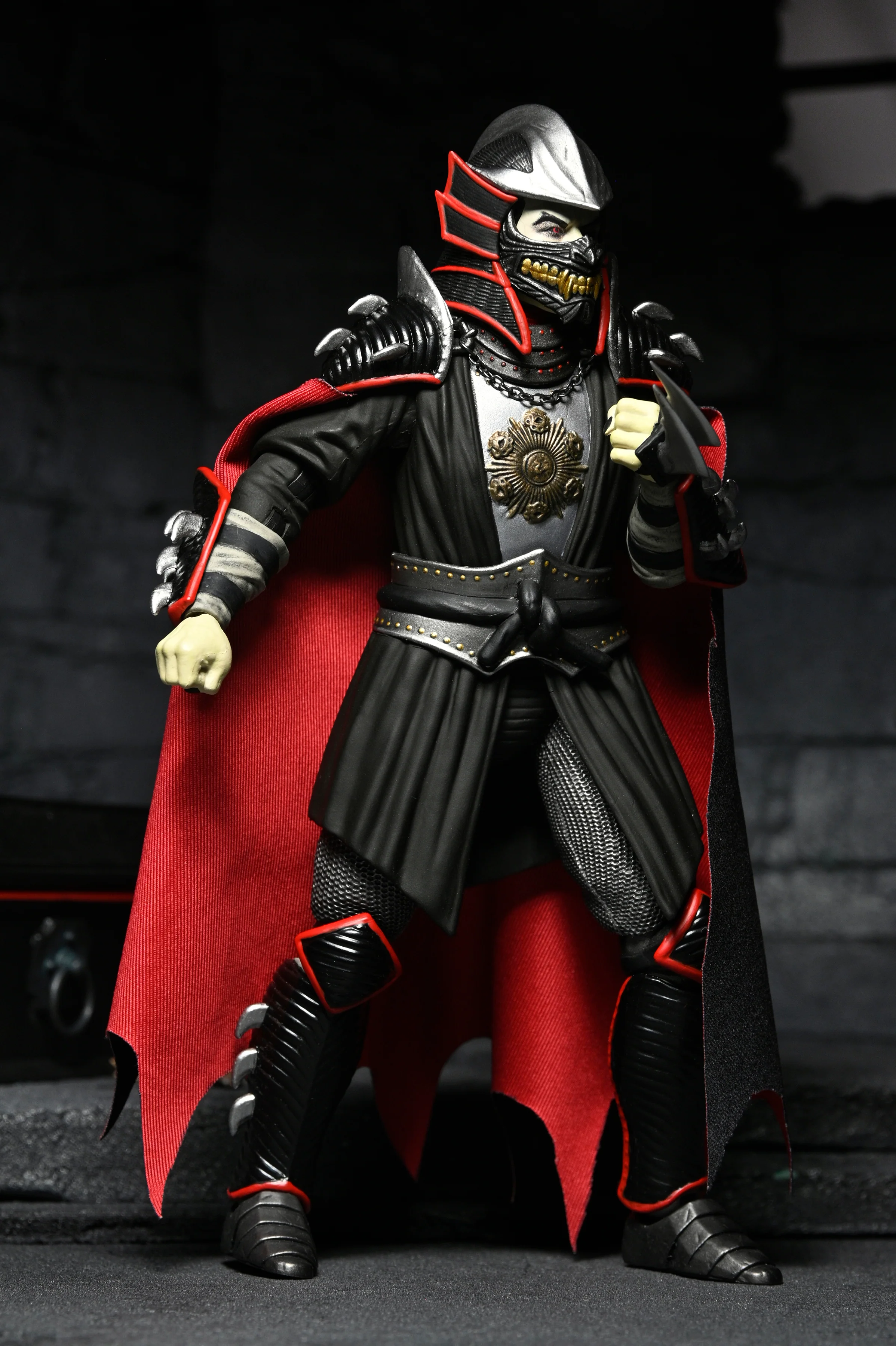 Universal Monsters x Teenage Mutant Ninja Turtles - Shredder as Dracula and Splinter as Van Helsing 7" Scale Action Figure Bundle - Image 9